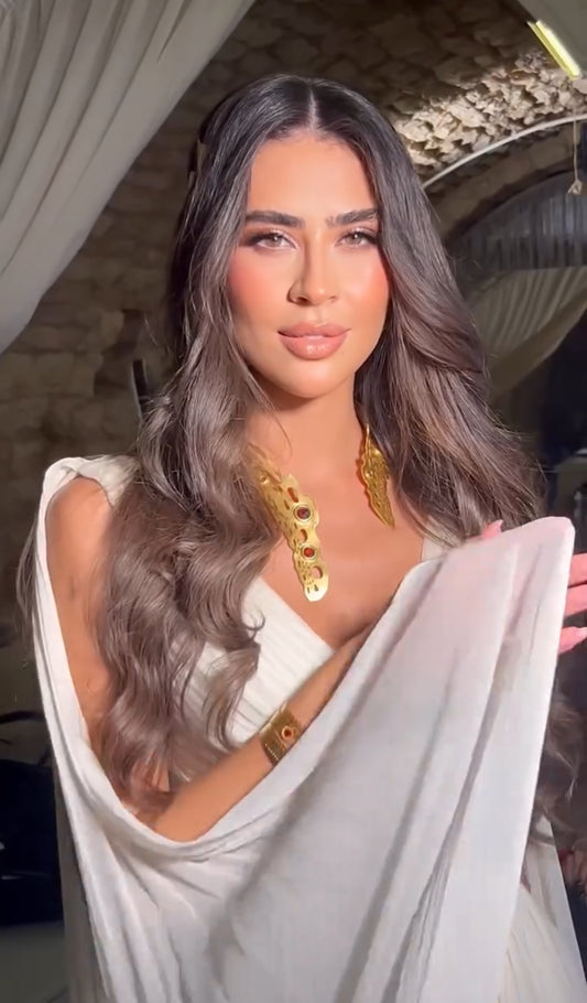 Bold Throne Necklace