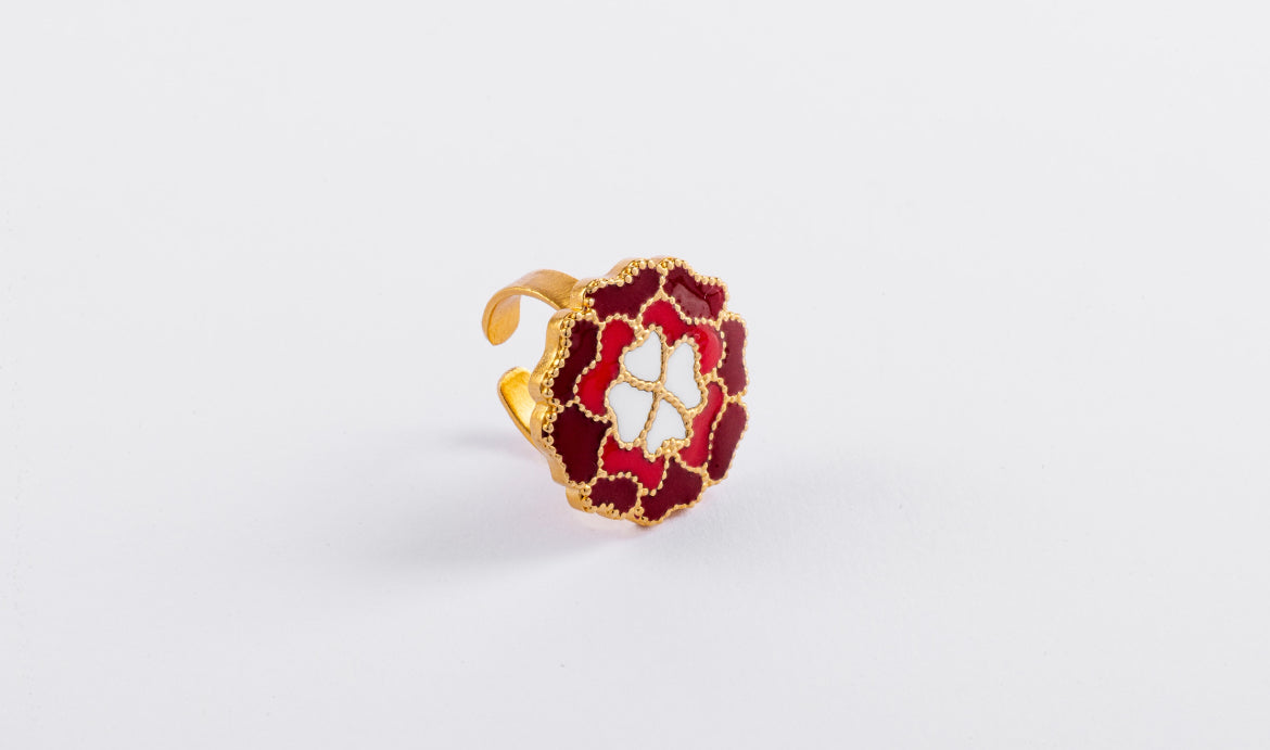 Clover Ring