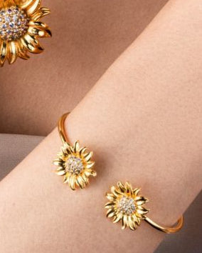 The sunflower bangle