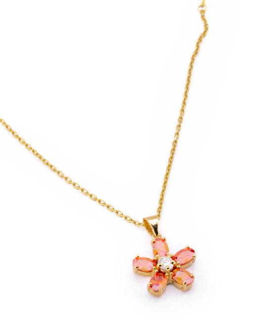 The simple flower necklace