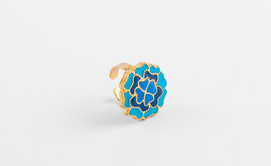 Clover Ring